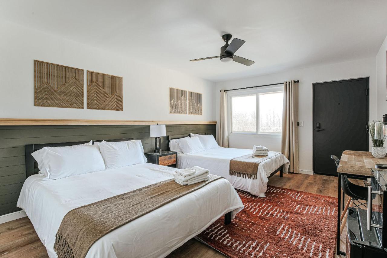 Grey Pine Lodge Уэйнсборо Номер фото
