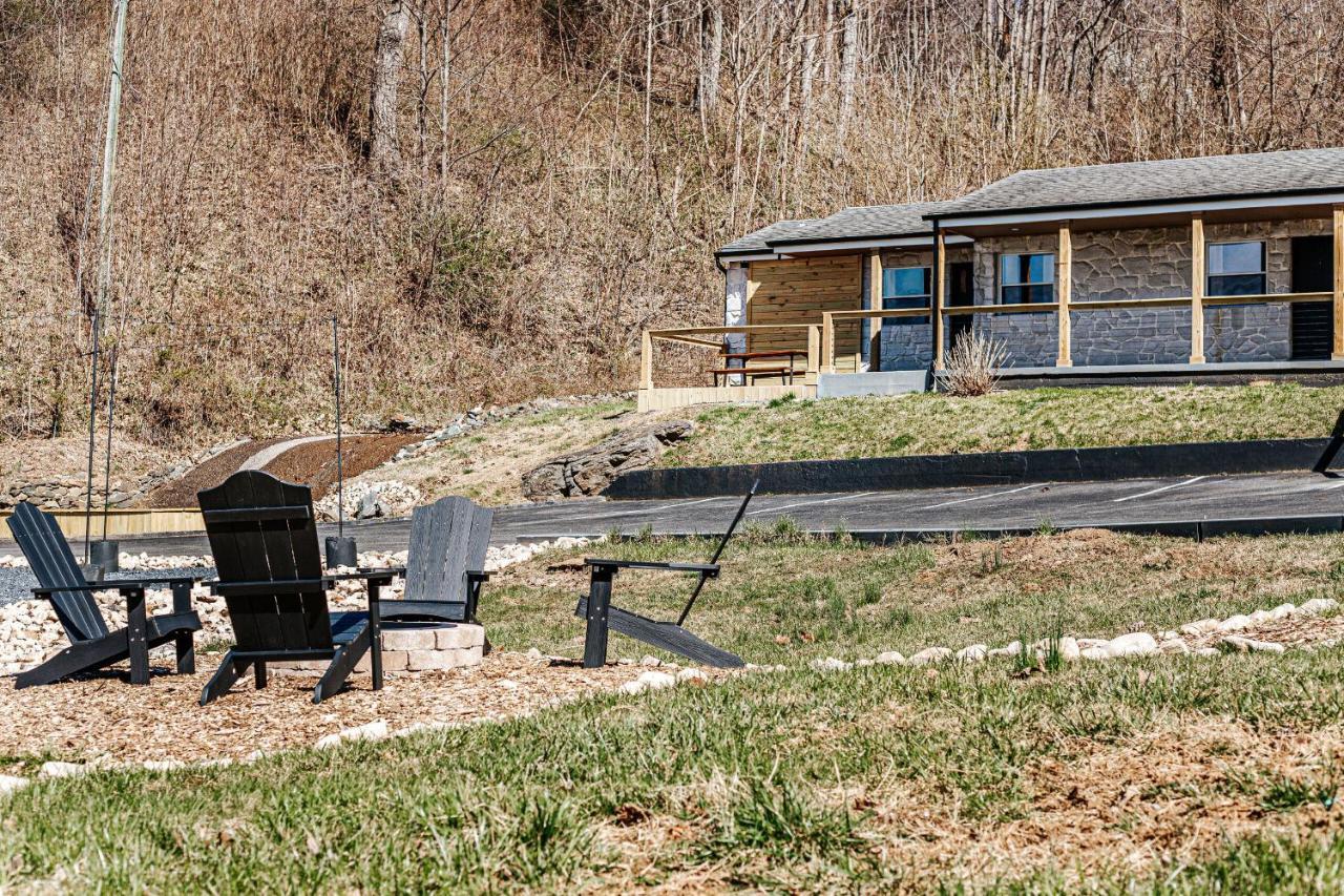 Grey Pine Lodge Уэйнсборо Номер фото